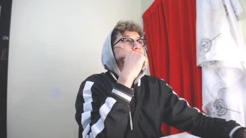 Snapshot of _thomas_hot_ chatting on 01.19.25 Thomas online show from 01.19.25