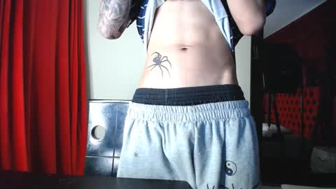 Snapshot of _thomas_hot_ chatting on 01.30.25 Thomas online show from 01.30.25