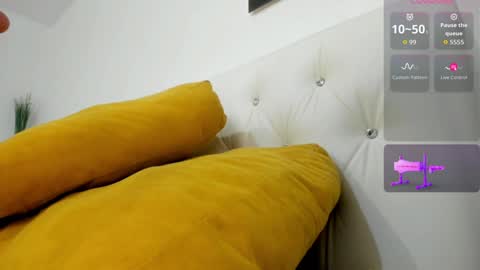 LilyOpen Pvt online show from 09.19.25