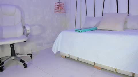 Rousse  online show from 02.16.25