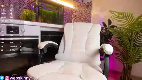 Julia online show from 11.22.25