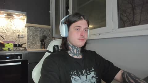 Snapshot of _torfin_ chatting on 12.19.24 _torfin_ online show from 12.19.24