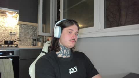 Snapshot of _torfin_ chatting on 01.17.25 _torfin_ online show from 01.17.25