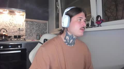 Snapshot of _torfin_ chatting on 02.14.25 _torfin_ online show from 02.14.25