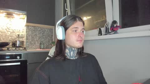 Snapshot of _torfin_ chatting on 03.06.25 _torfin_ online show from 03.06.25