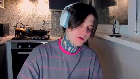 Snapshot of _torfin_ chatting on 02.23.26 _torfin_ online show from 02.23.26