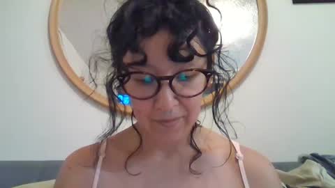 _tutti_frutti_ online show from 10.17.25