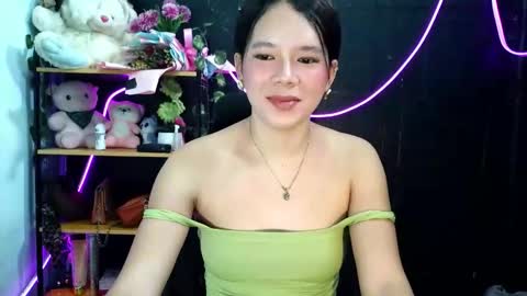 _urpetitegirl online show from 05.14.26