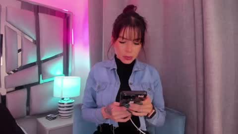 _valeria_saenz_ online show from 07.03.26