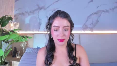 Snapshot of _valeryysmith_ chatting on 04.30.26 Valery online show from 04.30.26