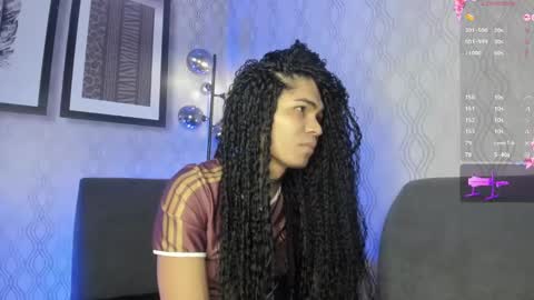 Snapshot of _vennuss_ chatting on 02.03.25 Venus online show from 02.03.25