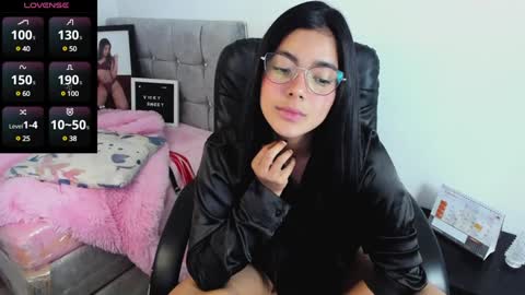 Snapshot of _vicky_sweet chatting on 02.08.25 Vicky online show from 02.08.25