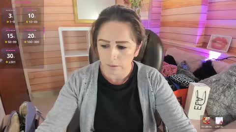 Snapshot of _victoria_collins chatting on 02.25.26 Sol online show from 02.25.26