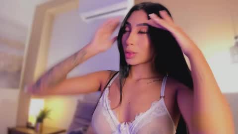 Victoria online show from 03.20.26