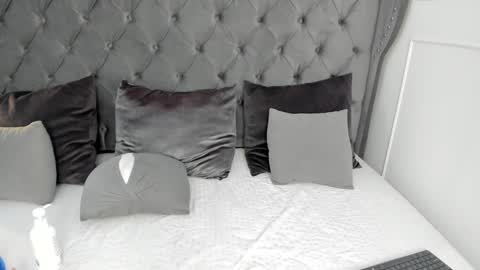  Vix  online show from 01.03.25