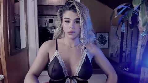 Nadien online show from 02.28.25