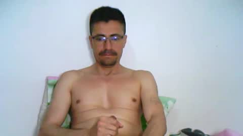 _yjesneth2011 online show from 12.25.24