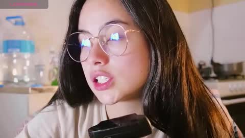 Macca and Ana online show from 01.02.25