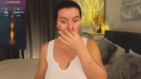 Snapshot of _your_sweetdream chatting on 01.21.25 Jasmine online show from 01.21.25