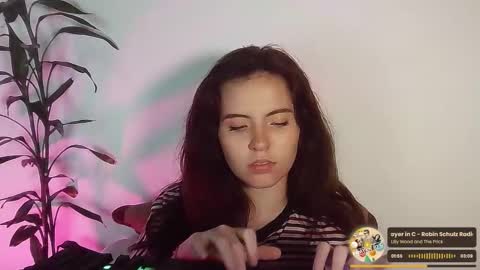 _yourcherrybomb online show from 12.02.25