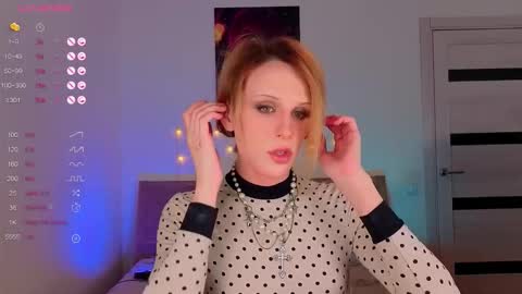 Snapshot of _yourfoxy_ chatting on 02.23.26 LITTLE FOX online show from 02.23.26