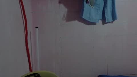 Snapshot of _yourmyonlyb_22 chatting on 10.31.25 cherry online show from 10.31.25