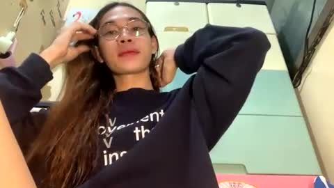Snapshot of _yoursexwife_ chatting on 06.17.26 sheng online show from 06.17.26