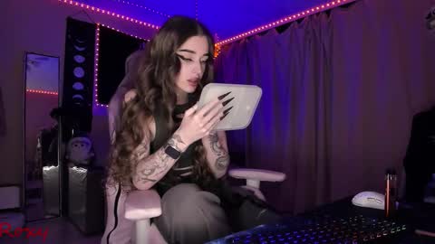 Roxy online show from 02.27.26