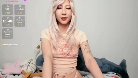 Mia online show from 05.13.26