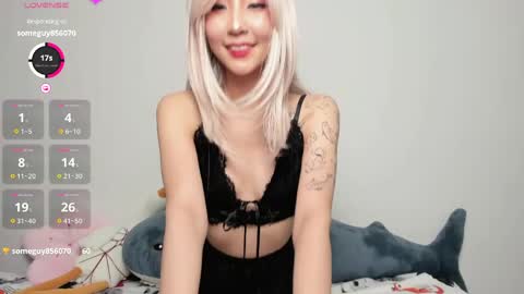 Mia online show from 05.20.26