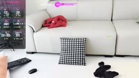 Snapshot of _zizi_ chatting on 01.01.25 _zizi_ online show from 01.01.25