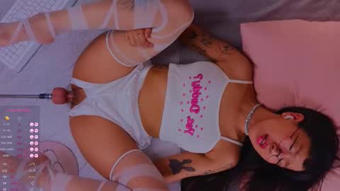 Snapshot of a1ly chatting on 09.19.25 Ally online show from 09.19.25