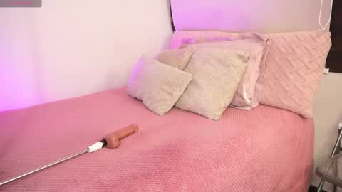 Alexandra  online show from 03.09.25