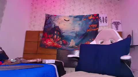 Snapshot of a_aisha chatting on 10.13.25 Aisha online show from 10.13.25