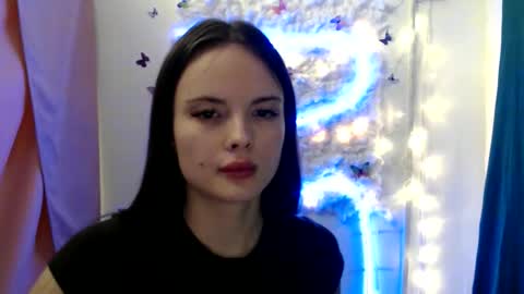 a_ariella_ online show from 10.02.25