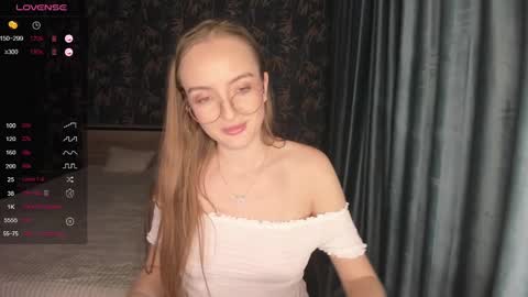 Adelina online show from 03.06.25