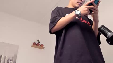 Snapshot of a_lejandro_08 chatting on 03.07.25 alejo online show from 03.07.25