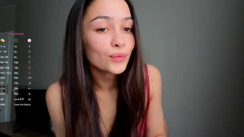 Mila and Jess online show from 02.06.25