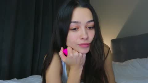 Mila and Jess online show from 02.17.25