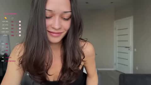 Mila and Jess online show from 10.18.25