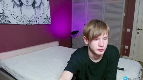 Kris Michael online show from 09.19.25