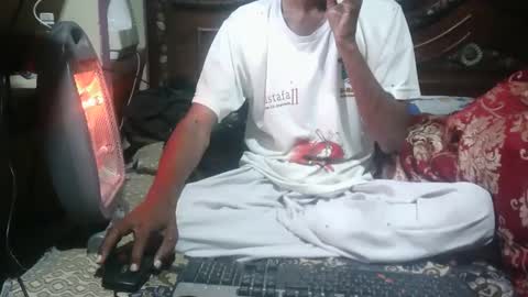 Snapshot of aakhan804 chatting on 02.19.25 aakhan804 online show from 02.19.25