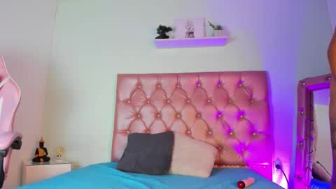 aaliyah__1 online show from 02.04.26