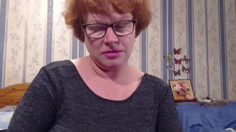 NINA online show from 09.19.25