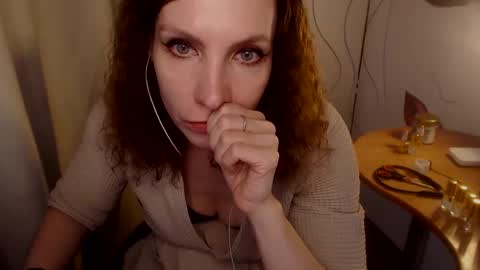 Snapshot of aamazingjoi chatting on 01.11.25 Katie online show from 01.11.25