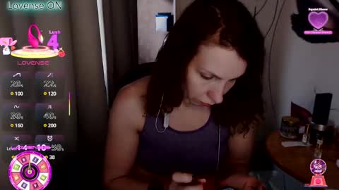 Snapshot of aamazingjoi chatting on 03.11.25 Katie online show from 03.11.25