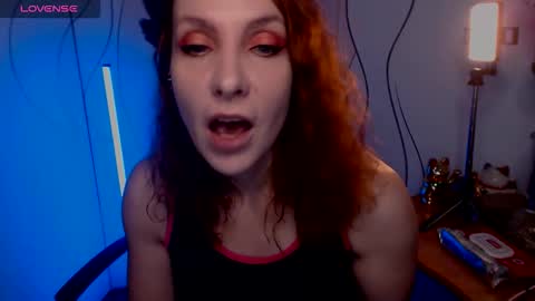 Snapshot of aamazingjoi chatting on 10.06.25 Katie online show from 10.06.25