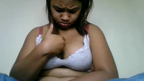 Snapshot of aariciah chatting on 05.11.26 aariciah online show from 05.11.26