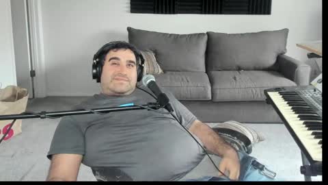 Snapshot of aaroleplayer chatting on 04.22.26 Aaron online show from 04.22.26