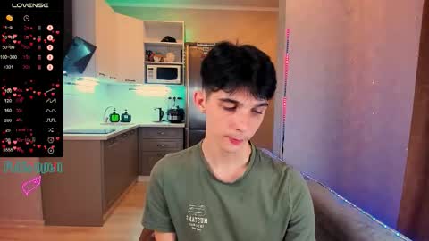 Aaron Bang online show from 09.27.25